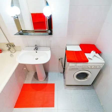 Apartment With Terrace In City Centre